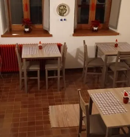 Nocleg ze śniadaniem L'albore 3*